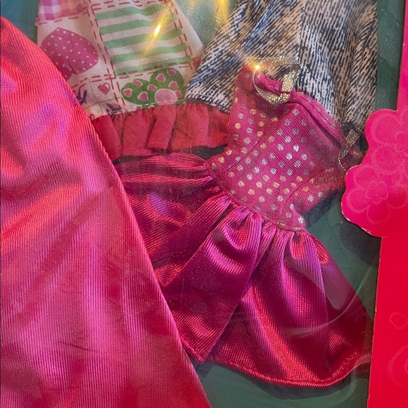 Vintage 90s Barbie Doll Fashion Gift Set 6 Outfits Formal and Casual Clothes - Picture 6 of 8